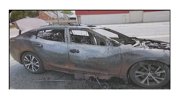 Neuer Akku-Skandal für Samsung: Auto geht in Flammen auf wegen Samsung Galaxy S8 / Galaxy S4