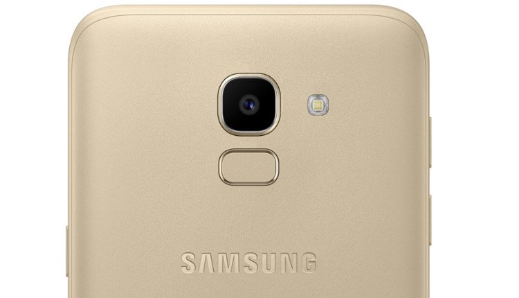 Rückseite des Samsung Galaxy J6 Gold