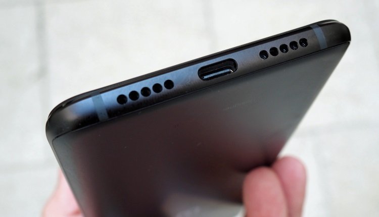 Die Anschlüsse des OnePlus 6T
