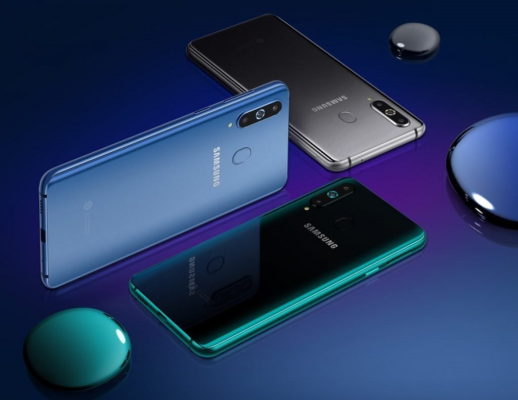 Drei Farbversionen des Galaxy A8s